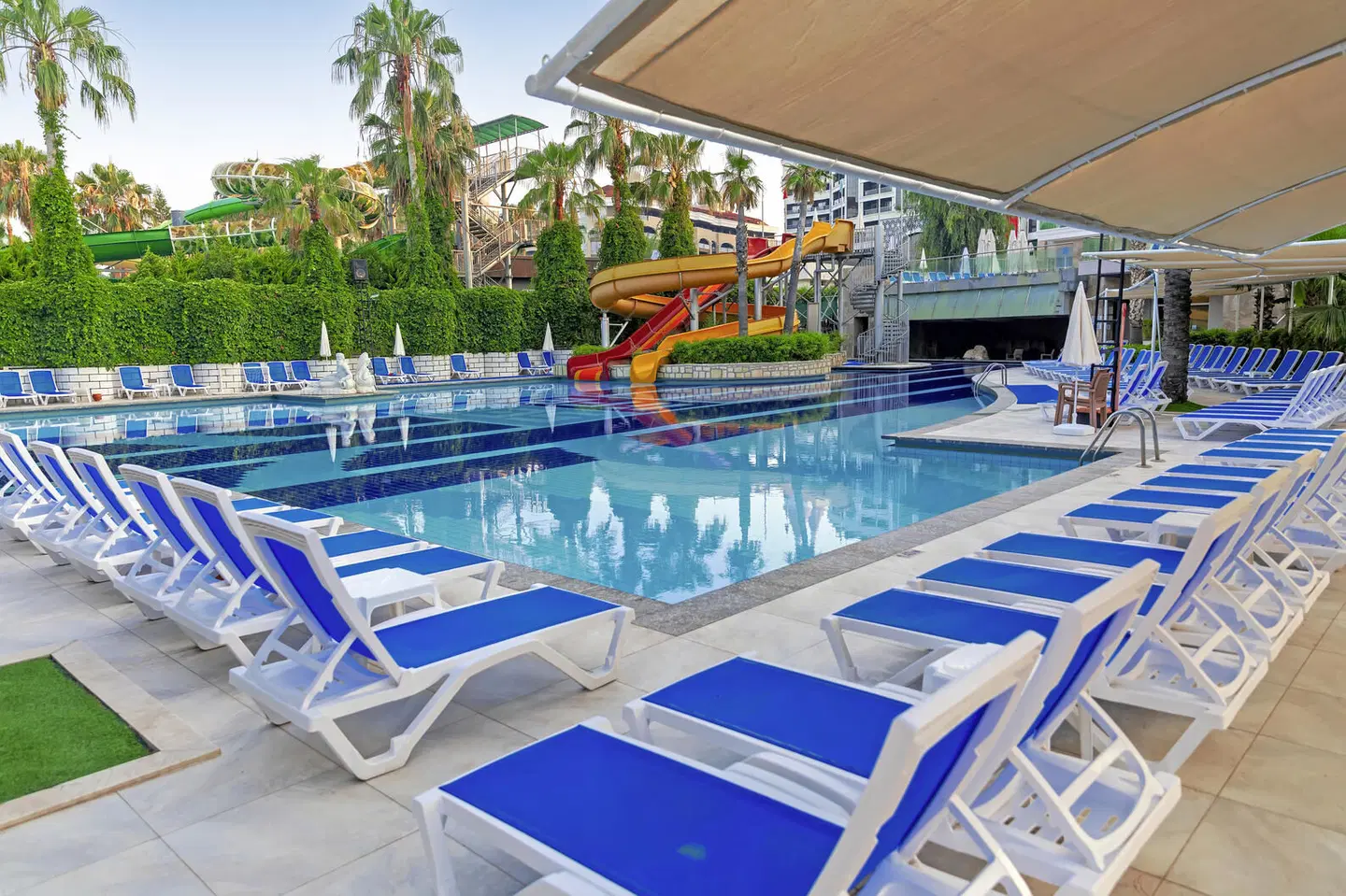 Sealife Buket Resort & Beach OUTDOOR_POOL