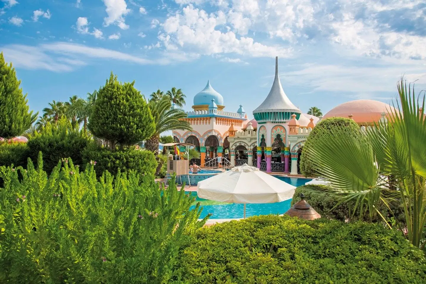 Kamelya Aishen Club EXTERIOR