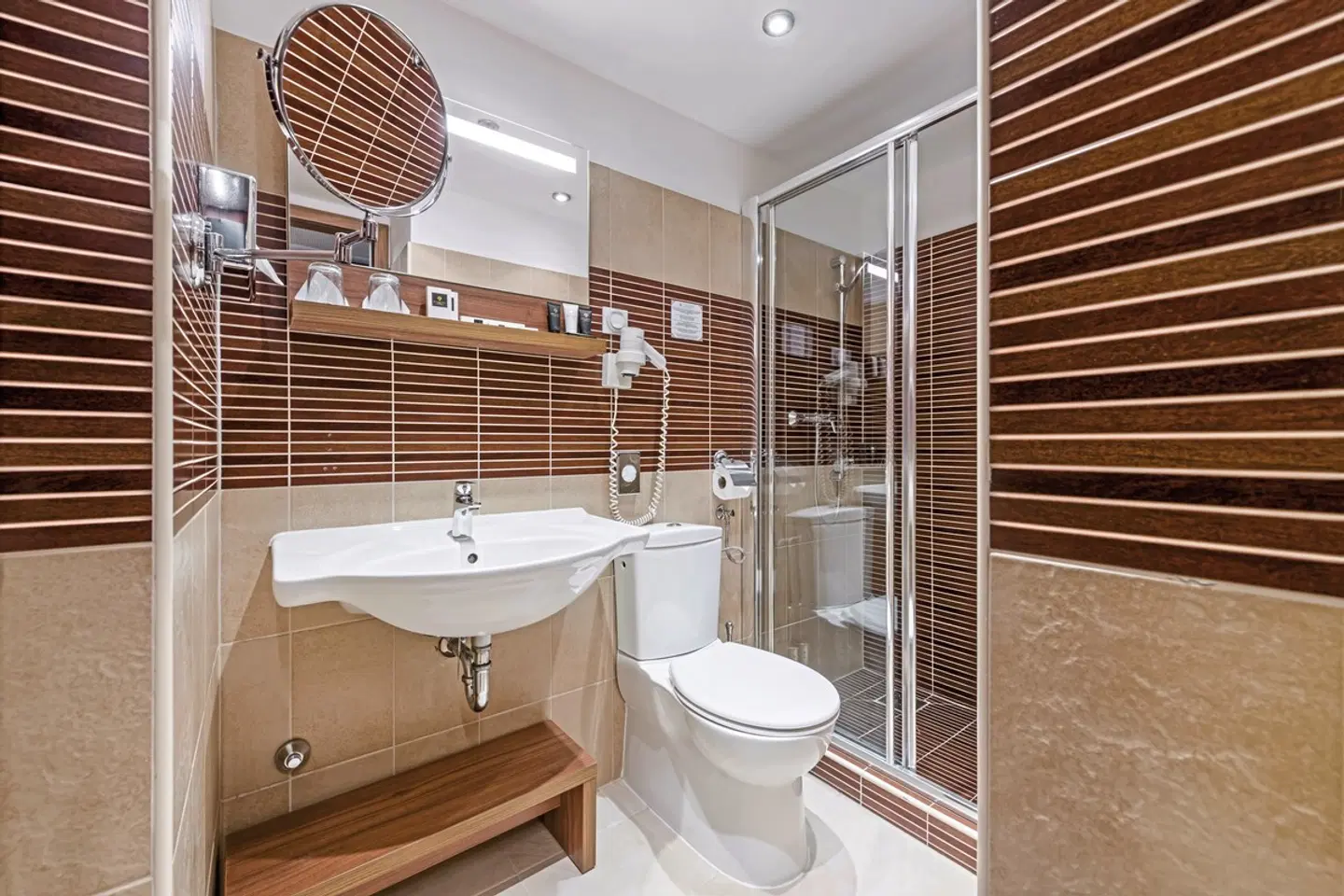 Charm Hotel Budapest Badezimmer