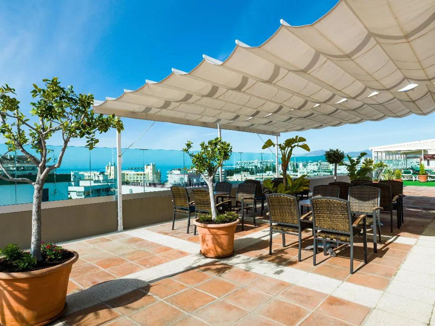 Monarque El Rodeo Terrasse