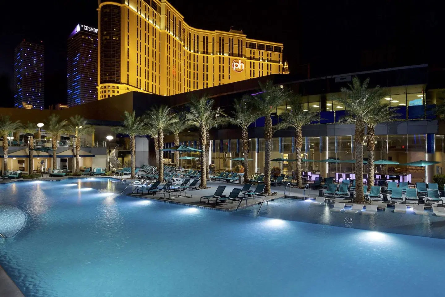 Hilton Grand Vacations Club Elara Center Strip Las Vegas OUTDOOR_POOL