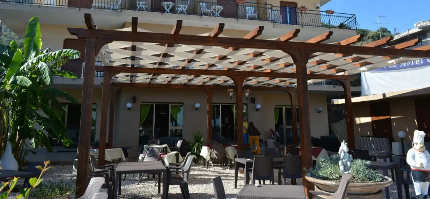 ChrisMare Hotel Terrasse