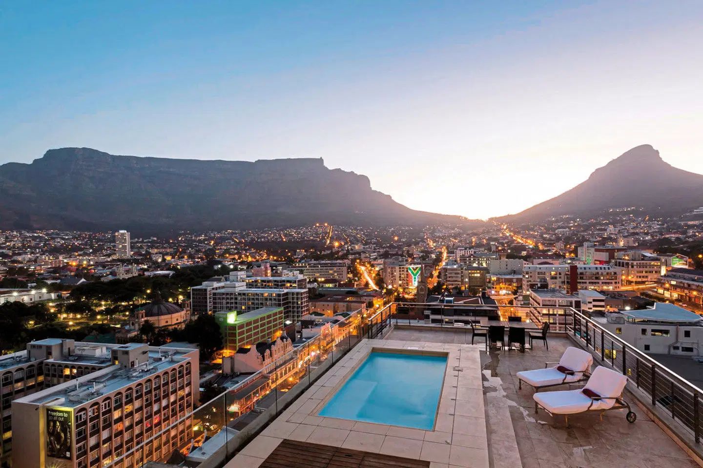 Pepperclub Hotel OUTDOOR_POOL