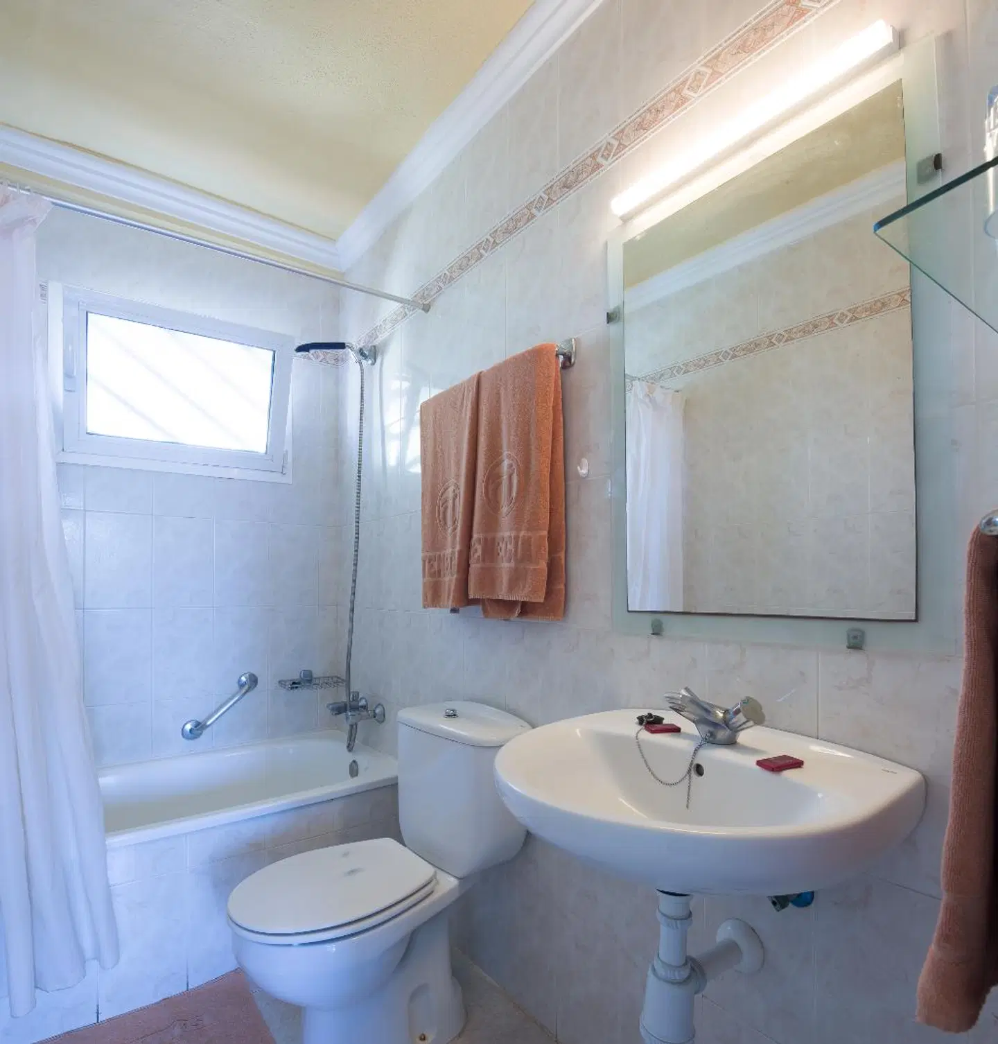 Apartamentos Teneguia Badezimmer
