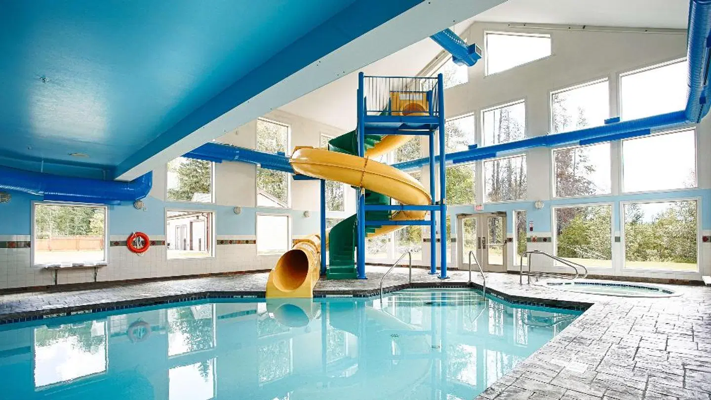 BEST WESTERN PLUS Valemount Inn & Suites Hallenbad