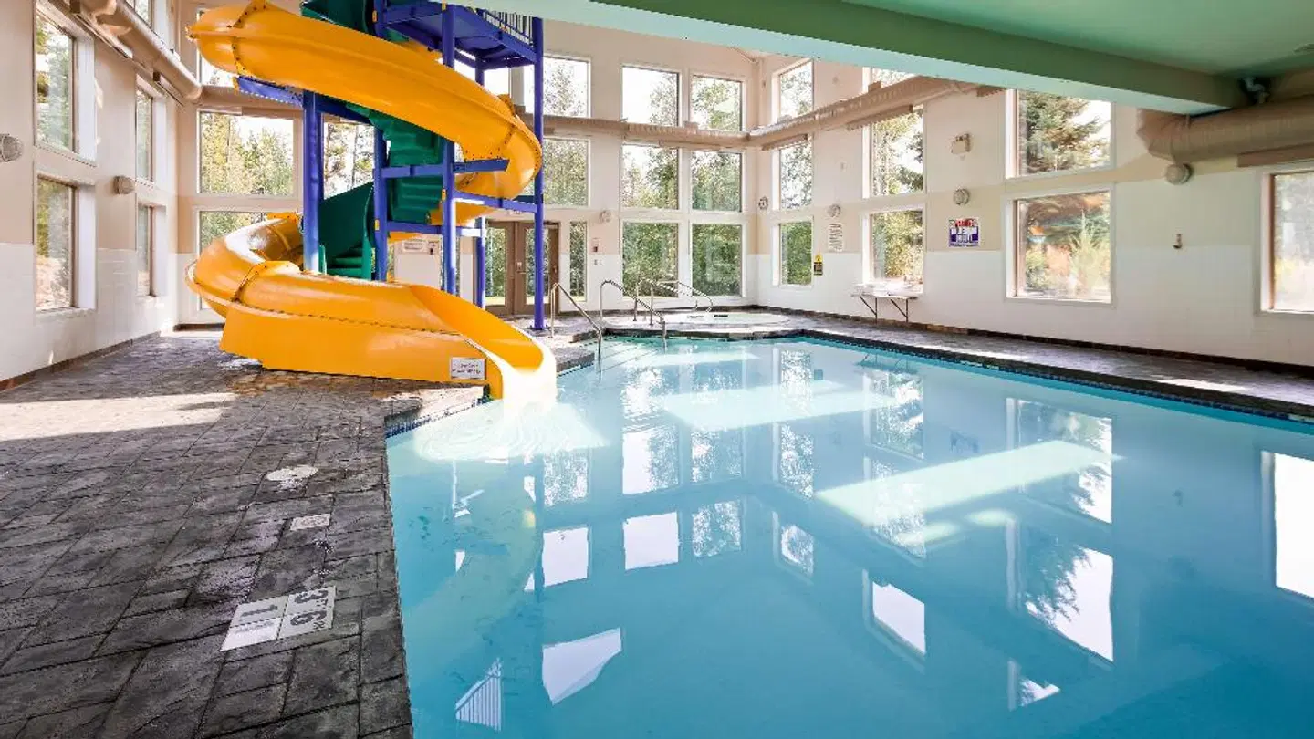 BEST WESTERN PLUS Valemount Inn & Suites Hallenbad