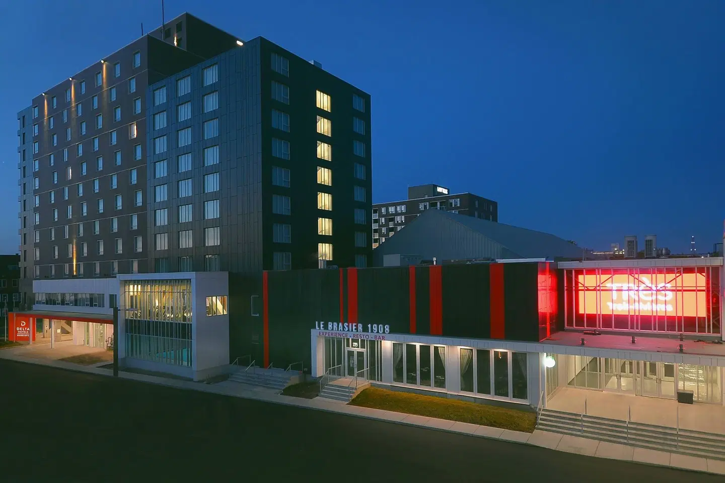 Delta Hotels by Marriott Trois Rivieres Conference Centre EXTERIOR