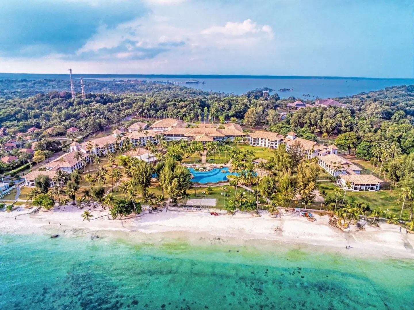 Nirwana Resort Hotel LANDSCAPE