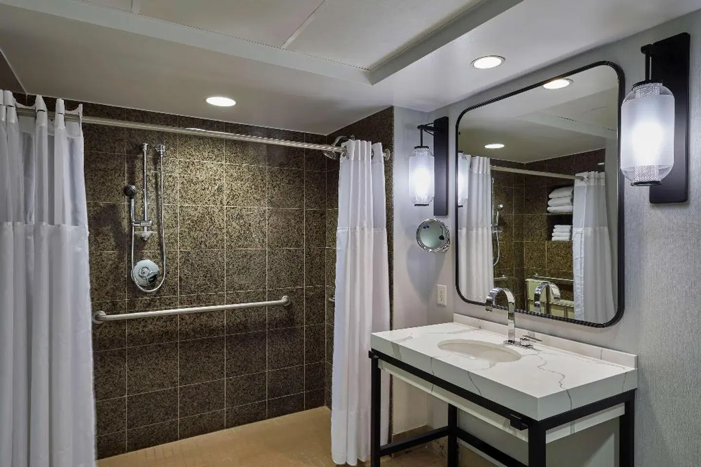 Hotel 1000, LXR Hotels & Resorts Badezimmer