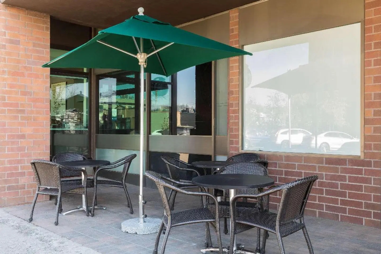 Ramada Hotel Prince George Terrasse