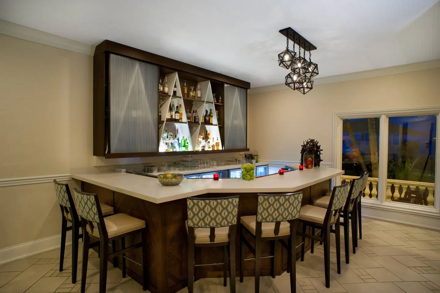 The Westin Grand Cayman Seven Mile Beach Resort & Spa Bar