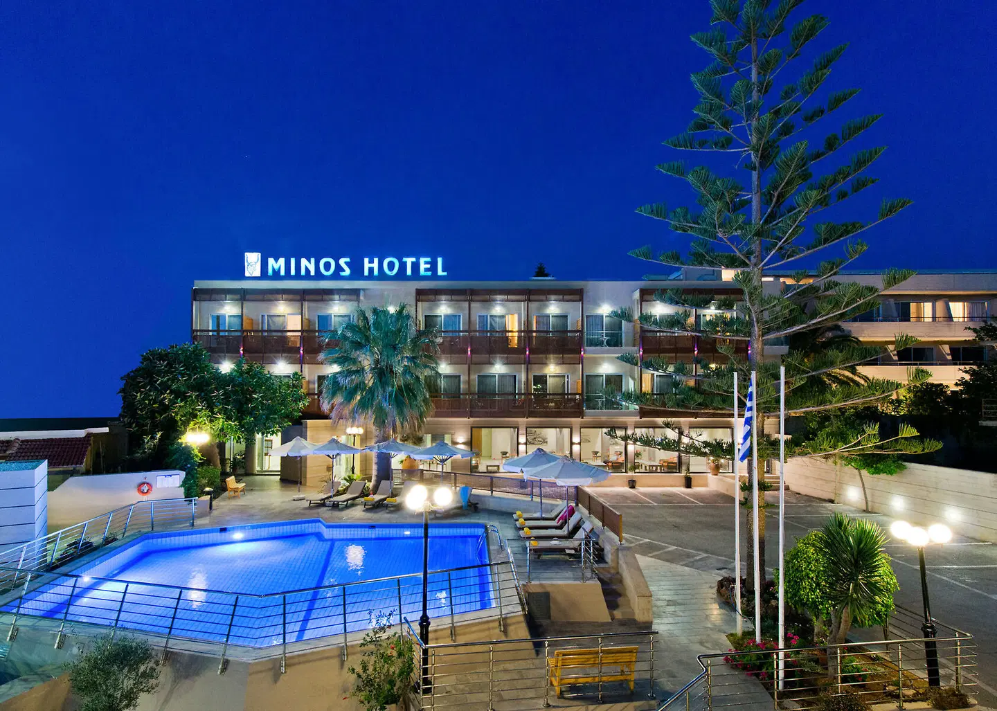 Minos Hotel OUTDOOR_POOL