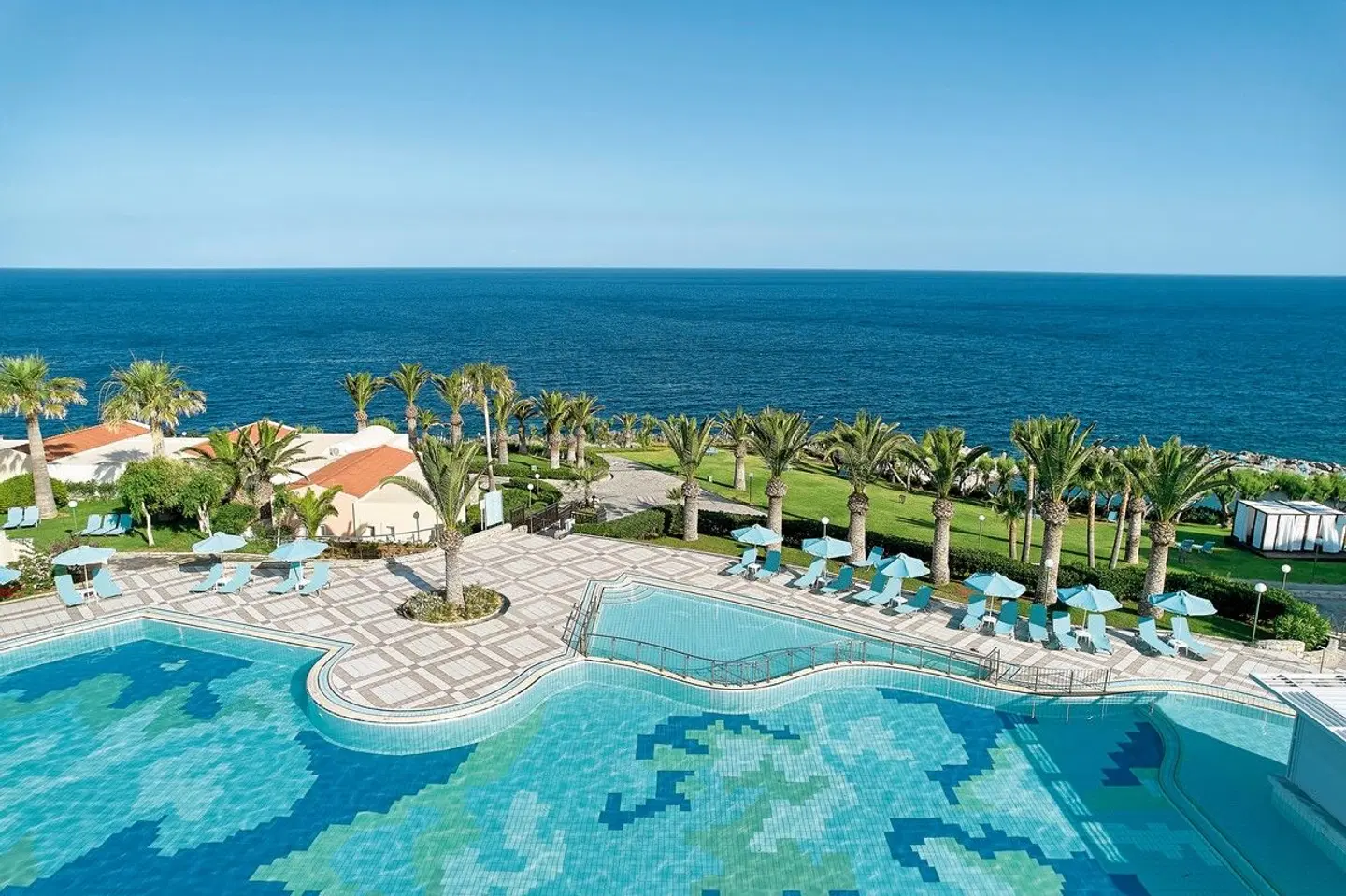 Iberostar Waves Creta Panorama & Mare OUTDOOR_POOL