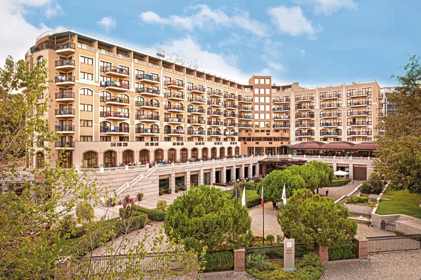 SH Dolce Vita EXTERIOR