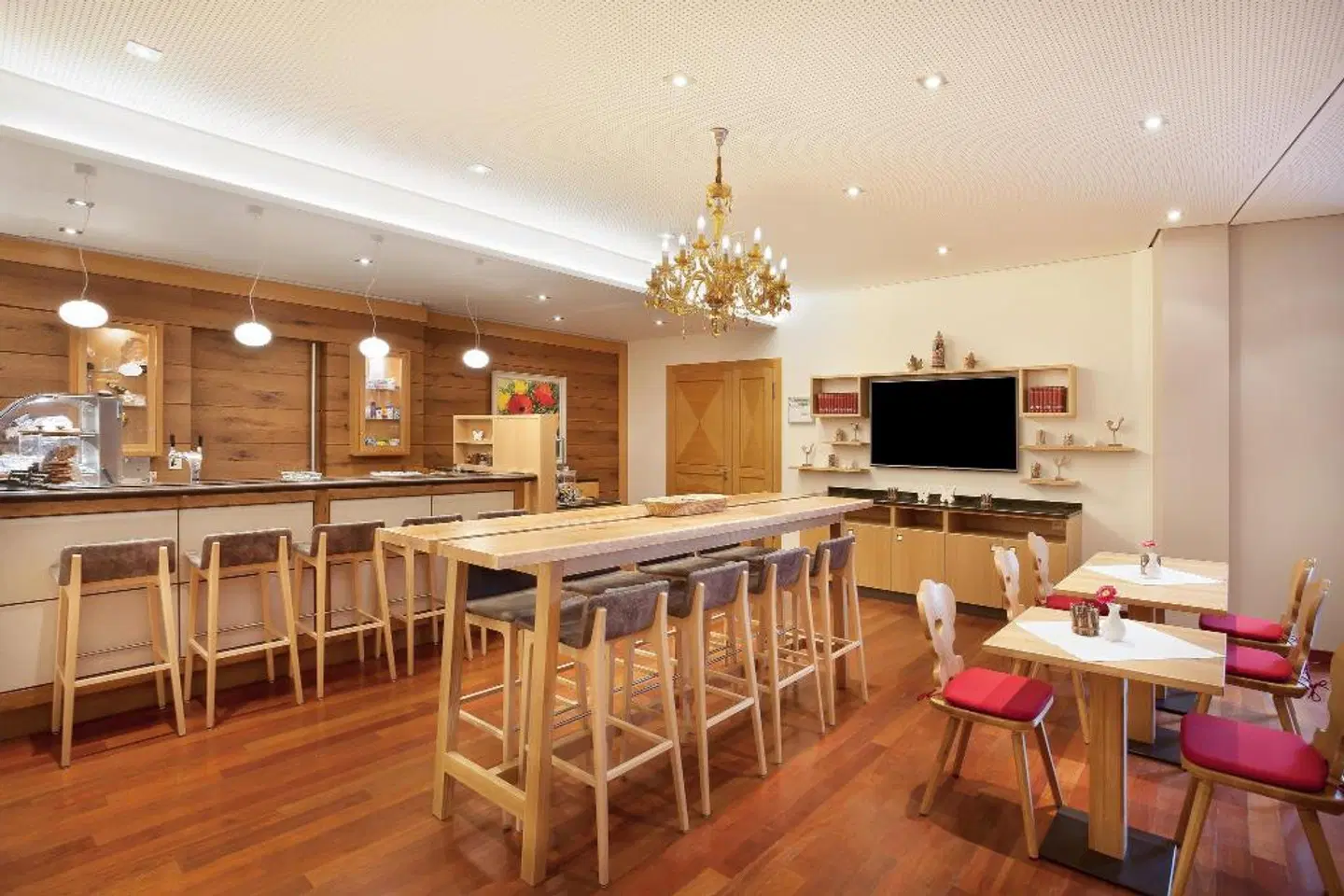 Holiday Inn Nürnberg City Centre Bar