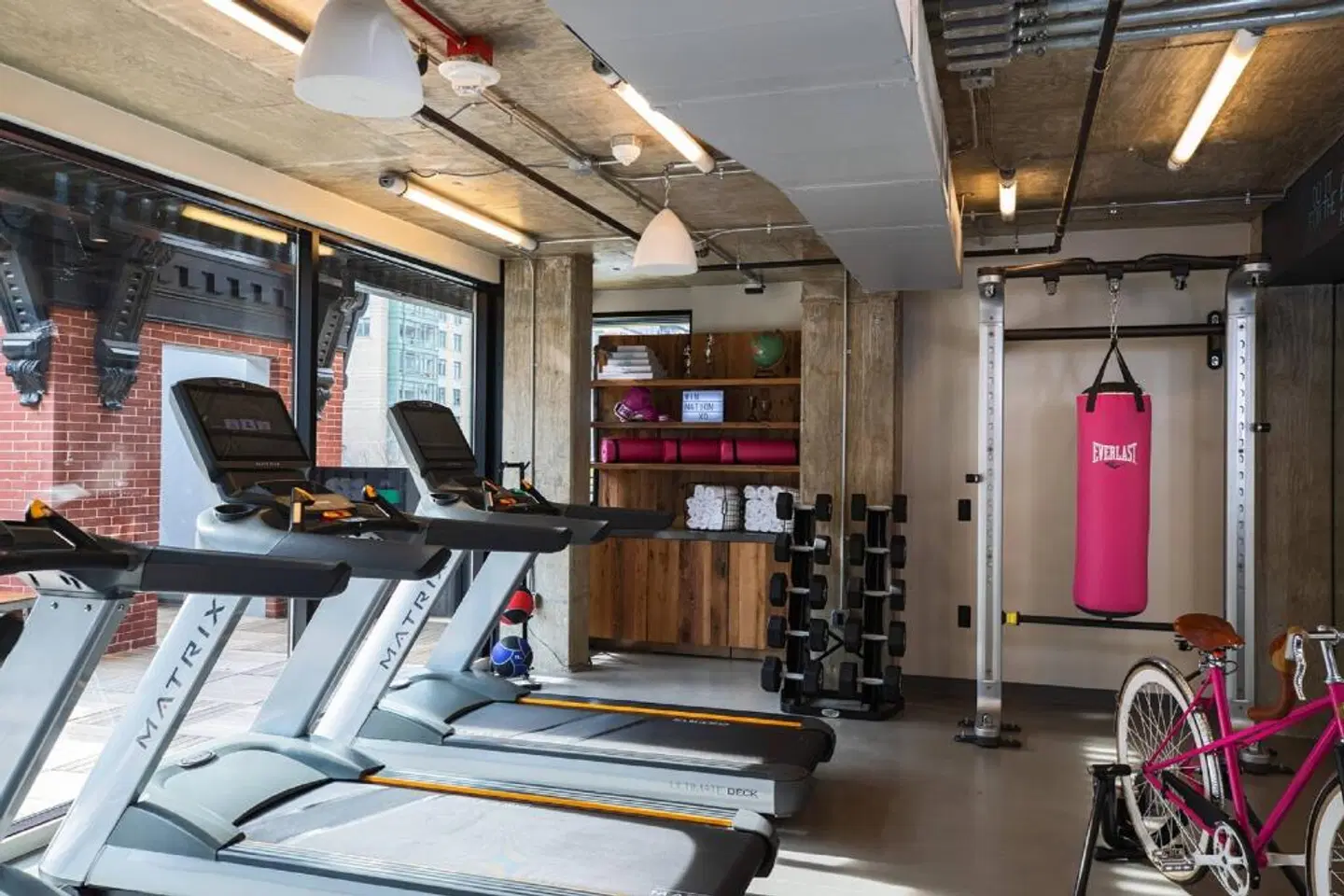 Moxy Washington, DC Downtown SPORTS_AND_LEISURE