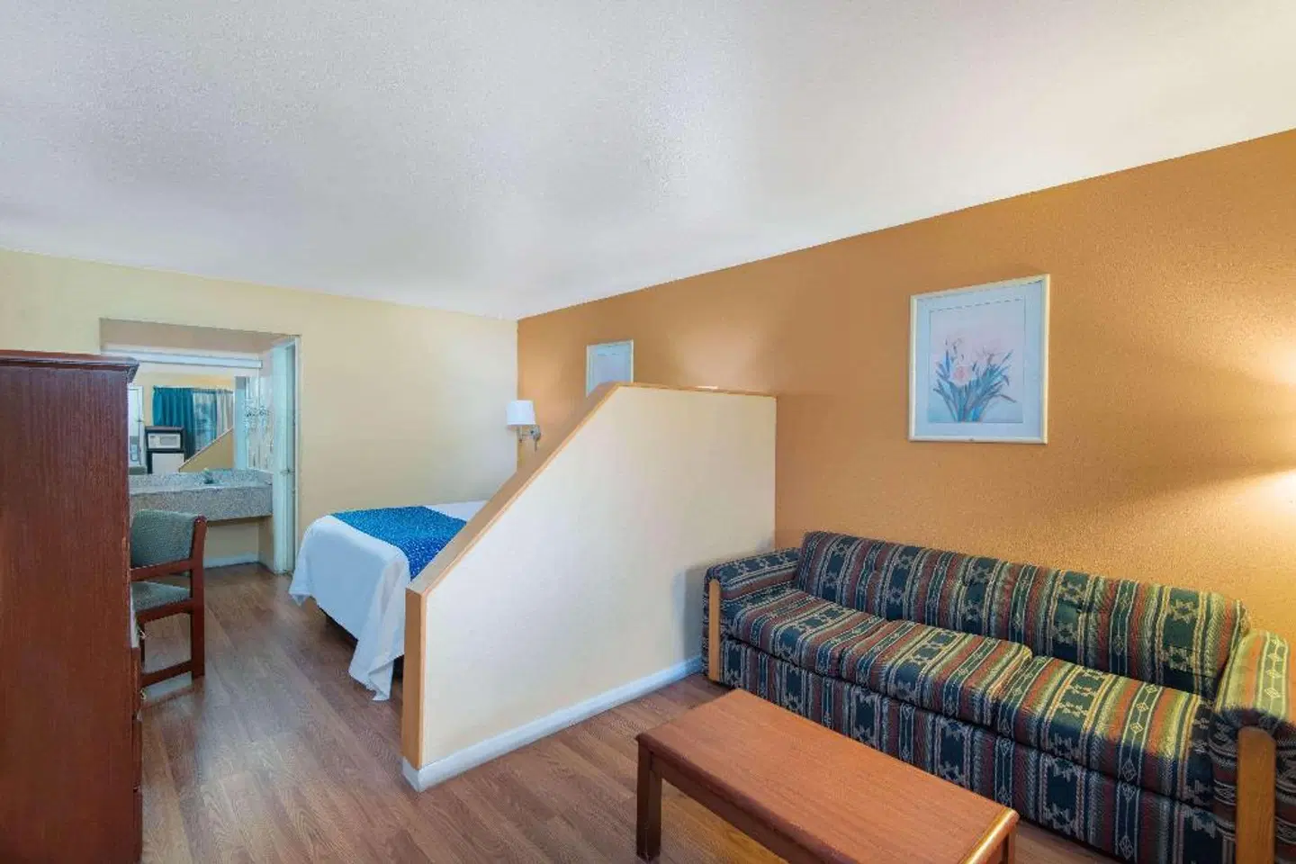 Travelodge by Wyndham Kingman ROOM_EXAMPLE