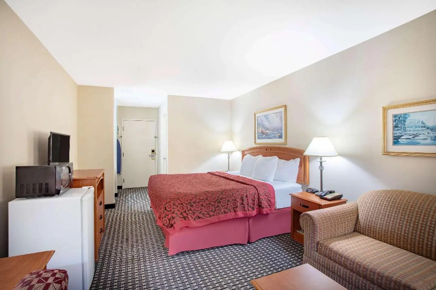Days Inn by Wyndham Mystic ROOM_EXAMPLE