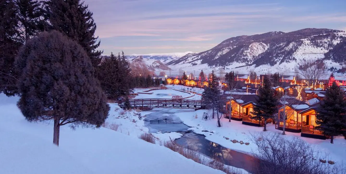 Rustic Inn Creekside Resort and Spa at Jackson Hole EXTERIOR