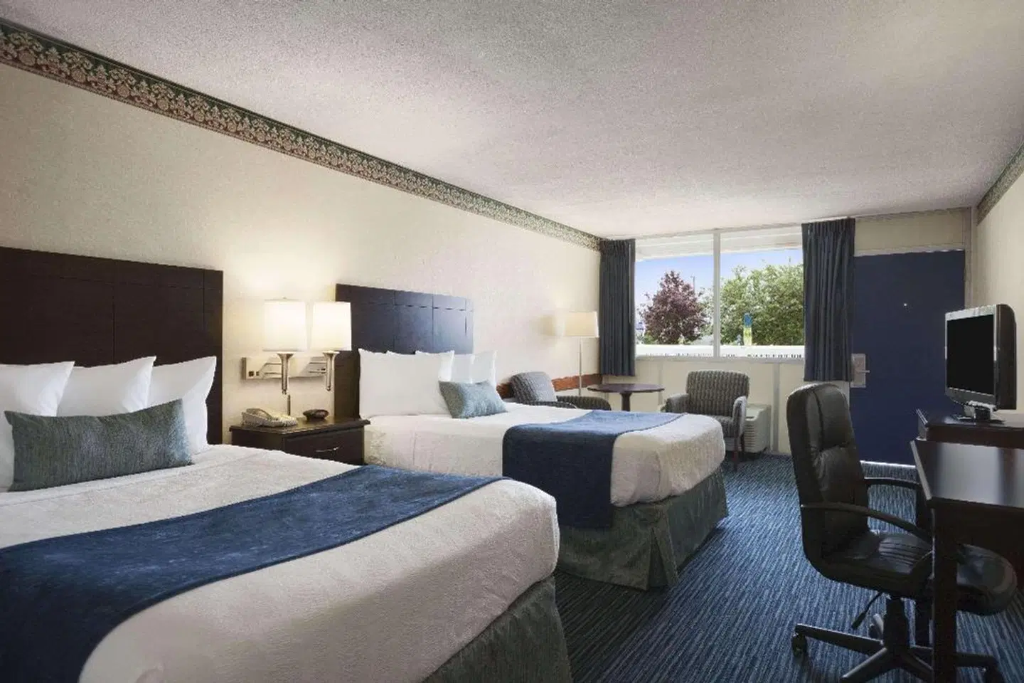 Days Inn by Wyndham Waynesboro ROOM_EXAMPLE