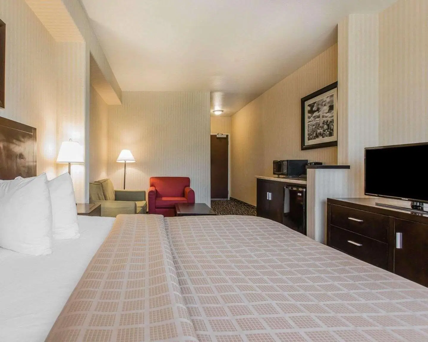 Quality Inn ROOM_EXAMPLE