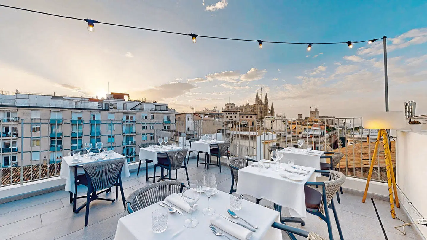 Nivia Born Boutique Restaurant