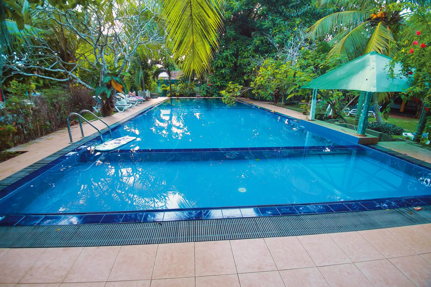 Susantha Garden OUTDOOR_POOL