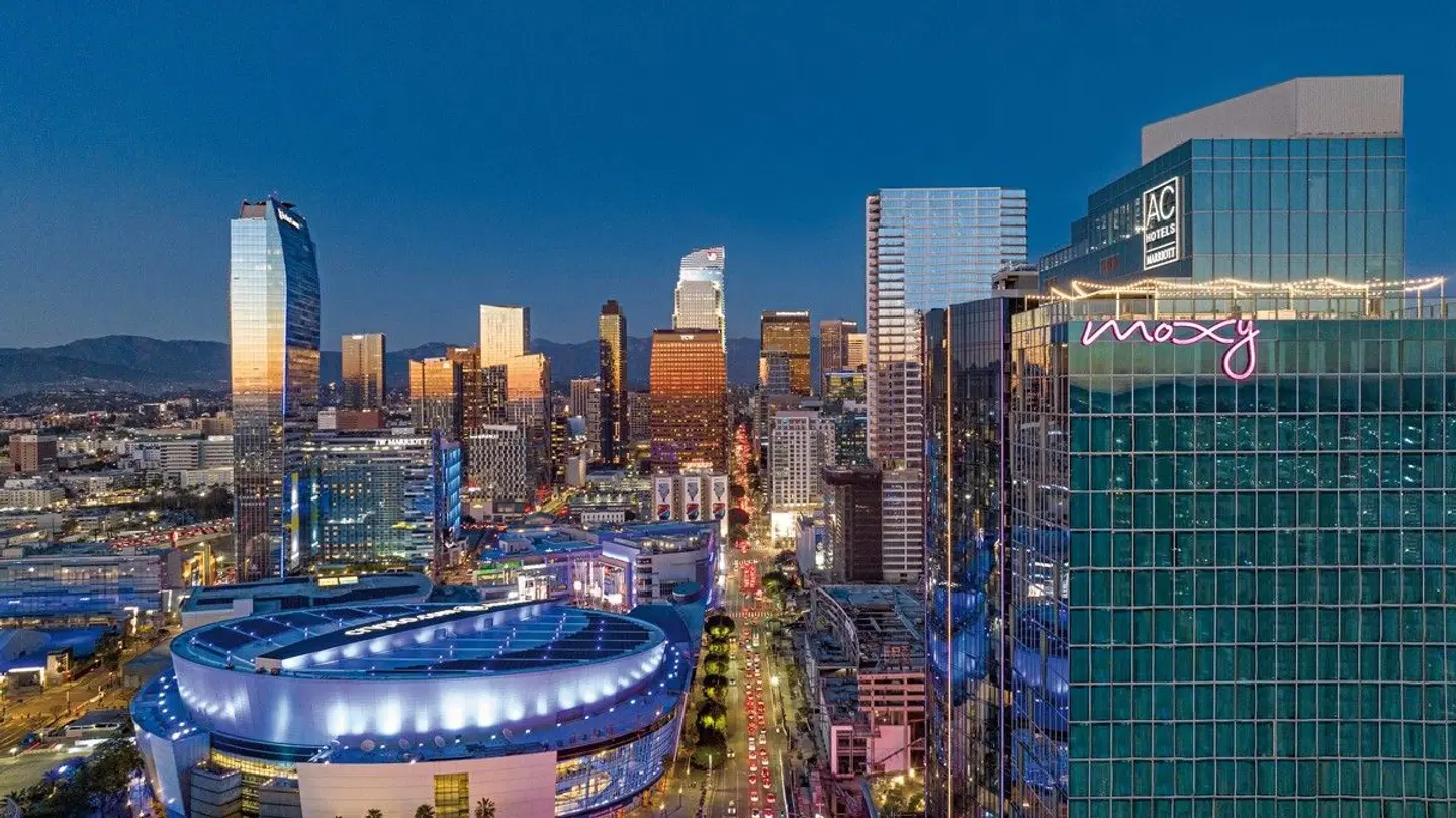 Moxy Downtown Los Angeles EXTERIOR