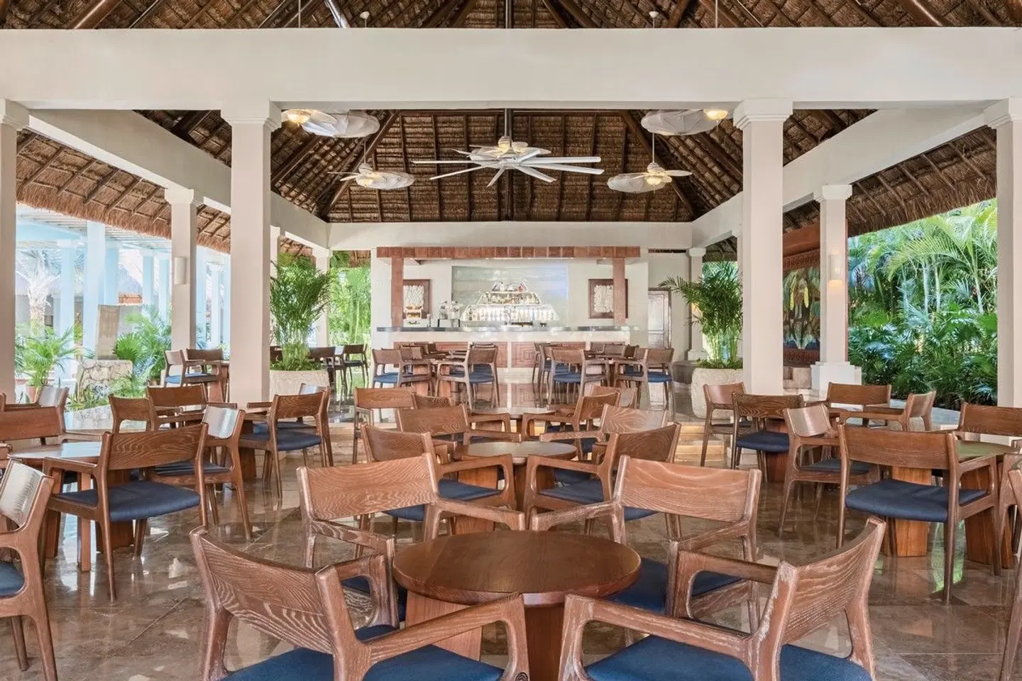 Iberostar Waves Tucán Restaurant