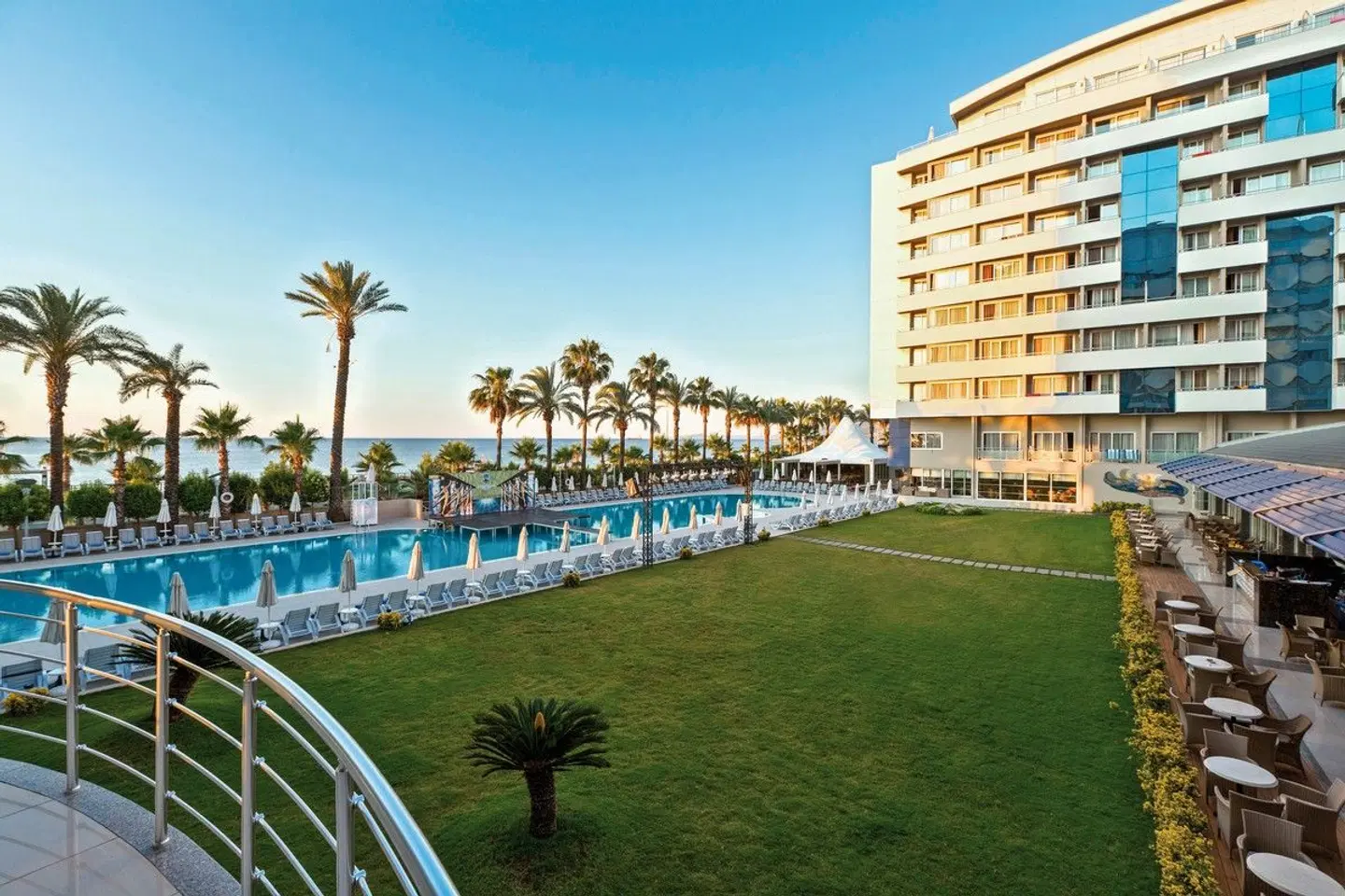 Porto Bello Hotel Resort & Spa OUTDOOR_POOL