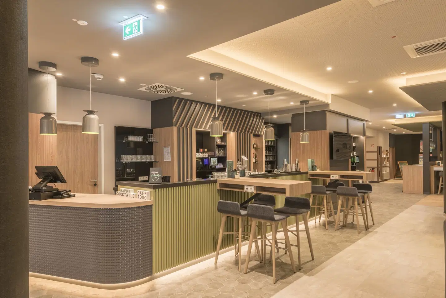 Holiday Inn Hamburg - Berliner Tor by IHG Bar