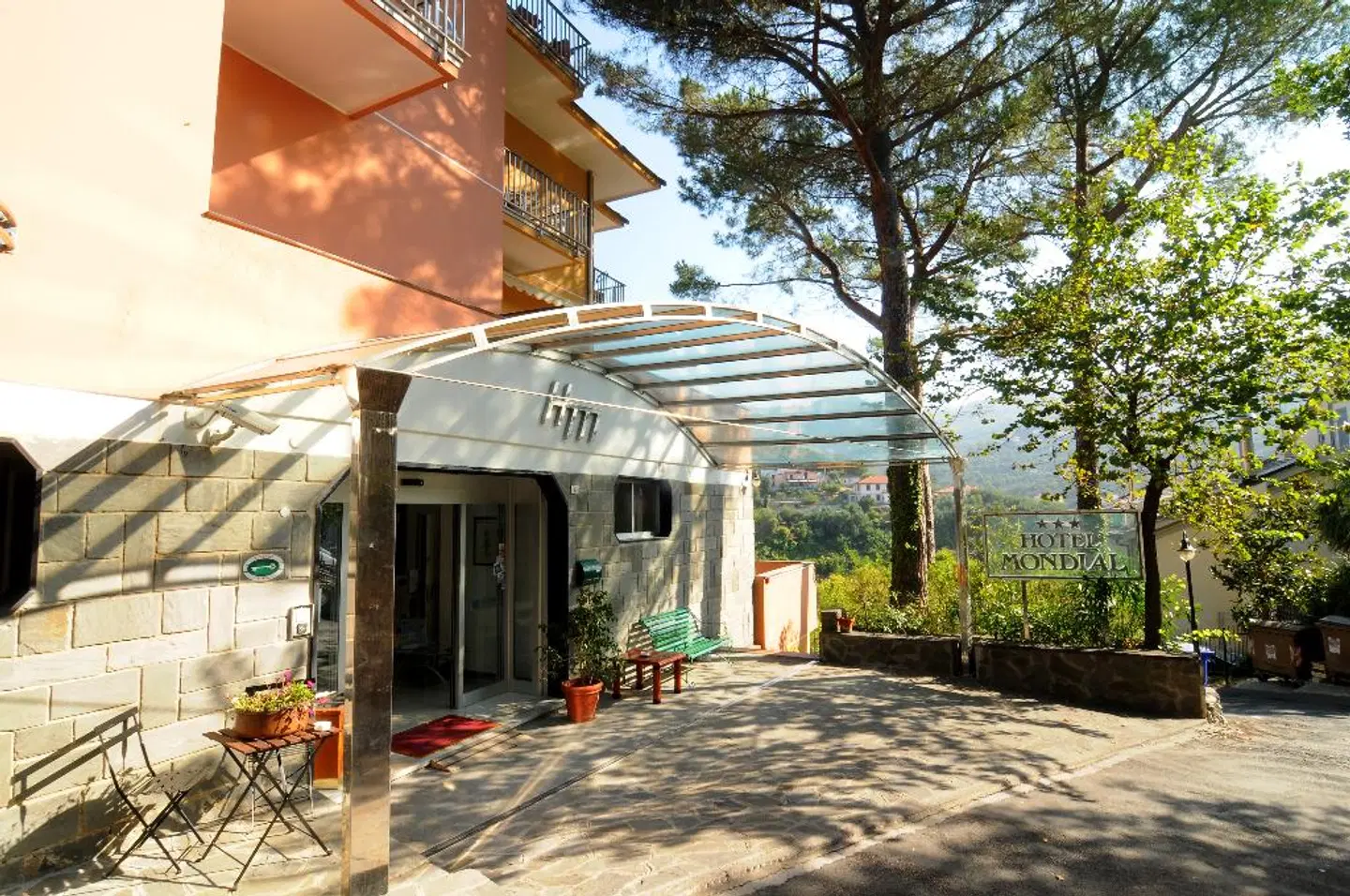 Hotel Residence Mondial EXTERIOR