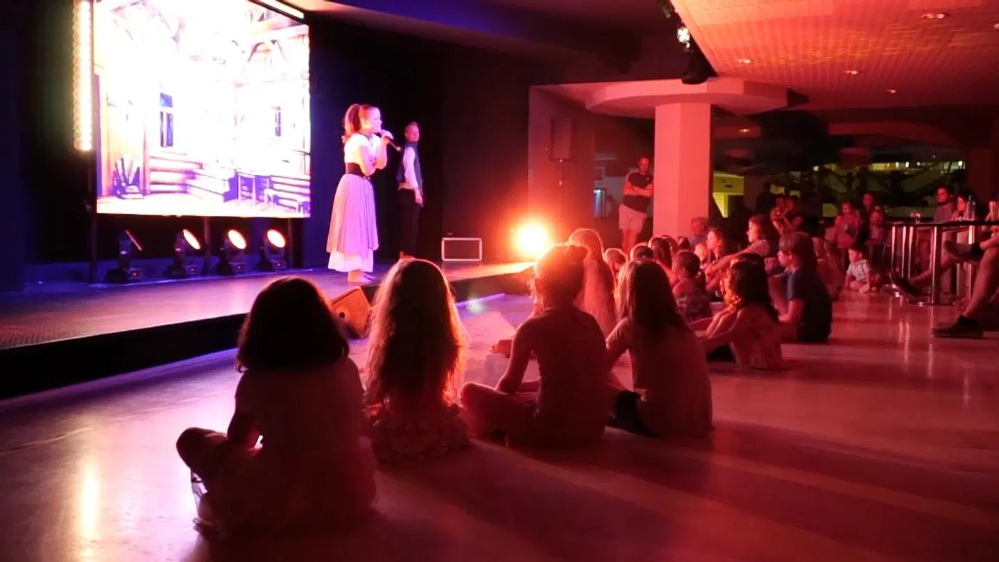 Futura Club Baia di Conte PEOPLE