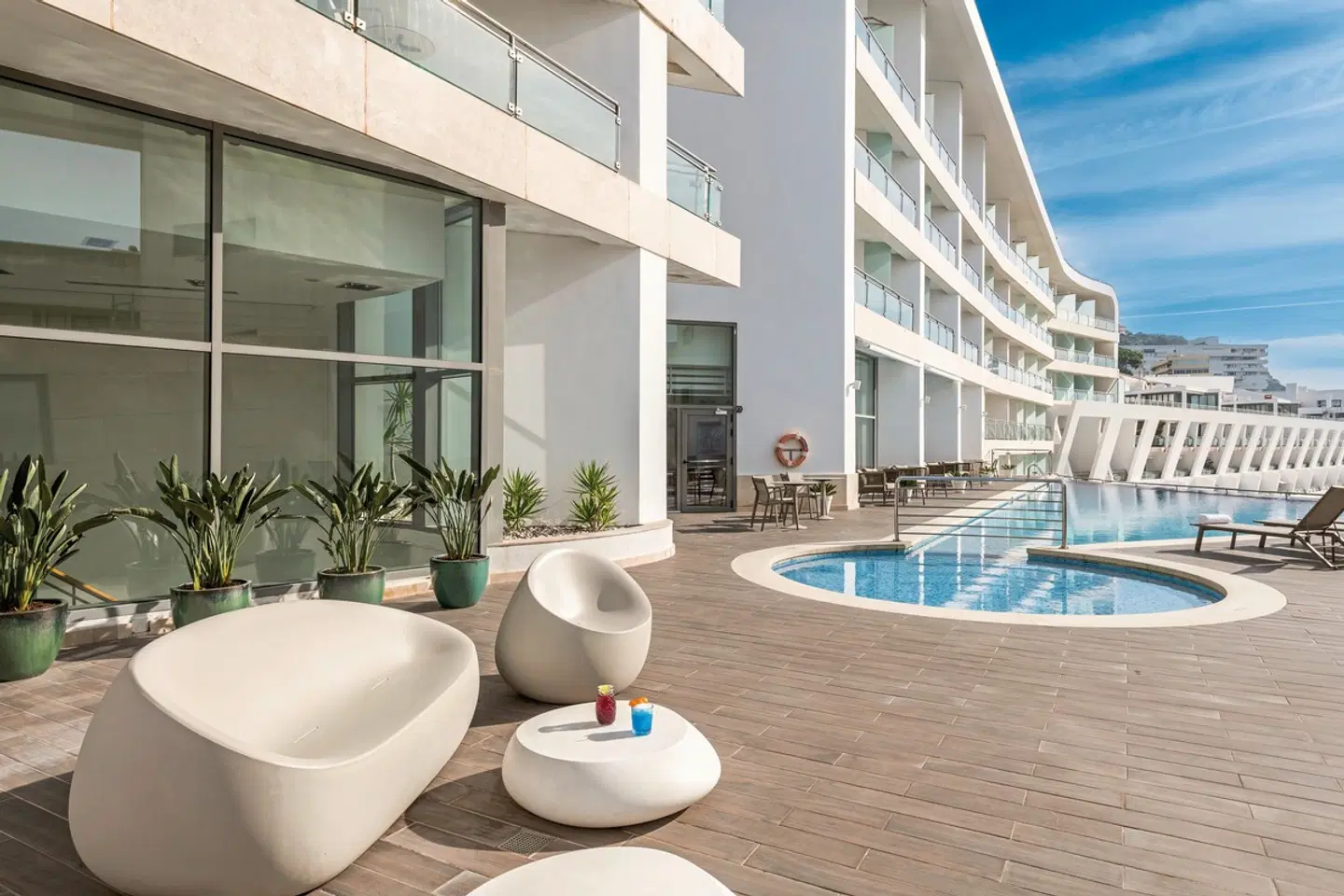 Sesimbra Oceanfront Hotel OUTDOOR_POOL