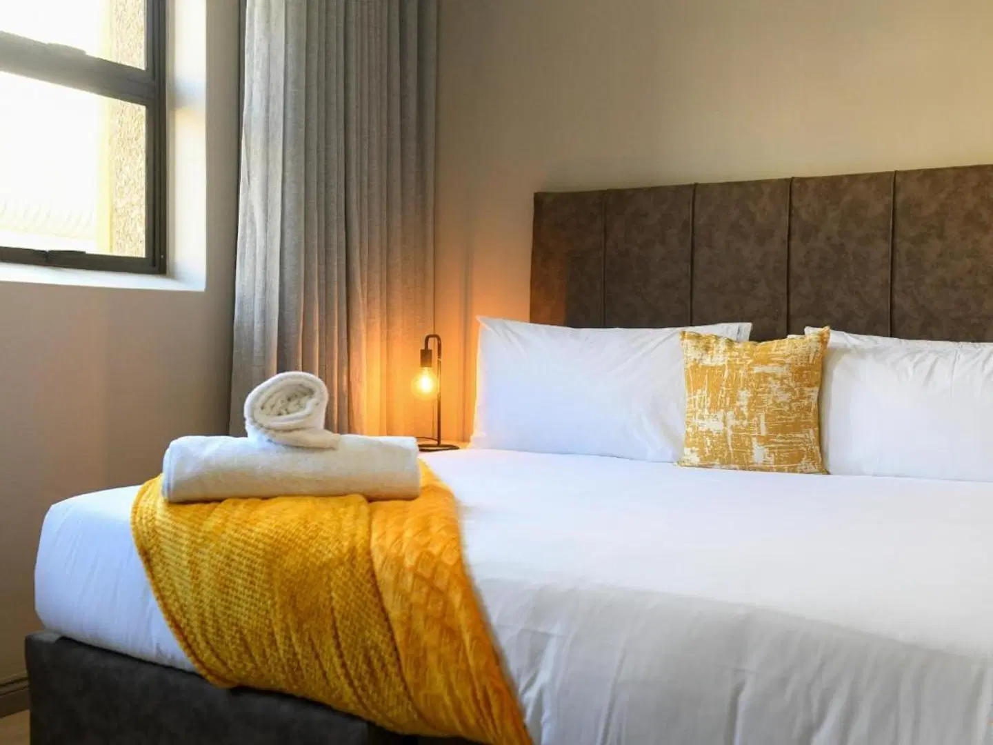 Next To Apartment Hotel ROOM_EXAMPLE