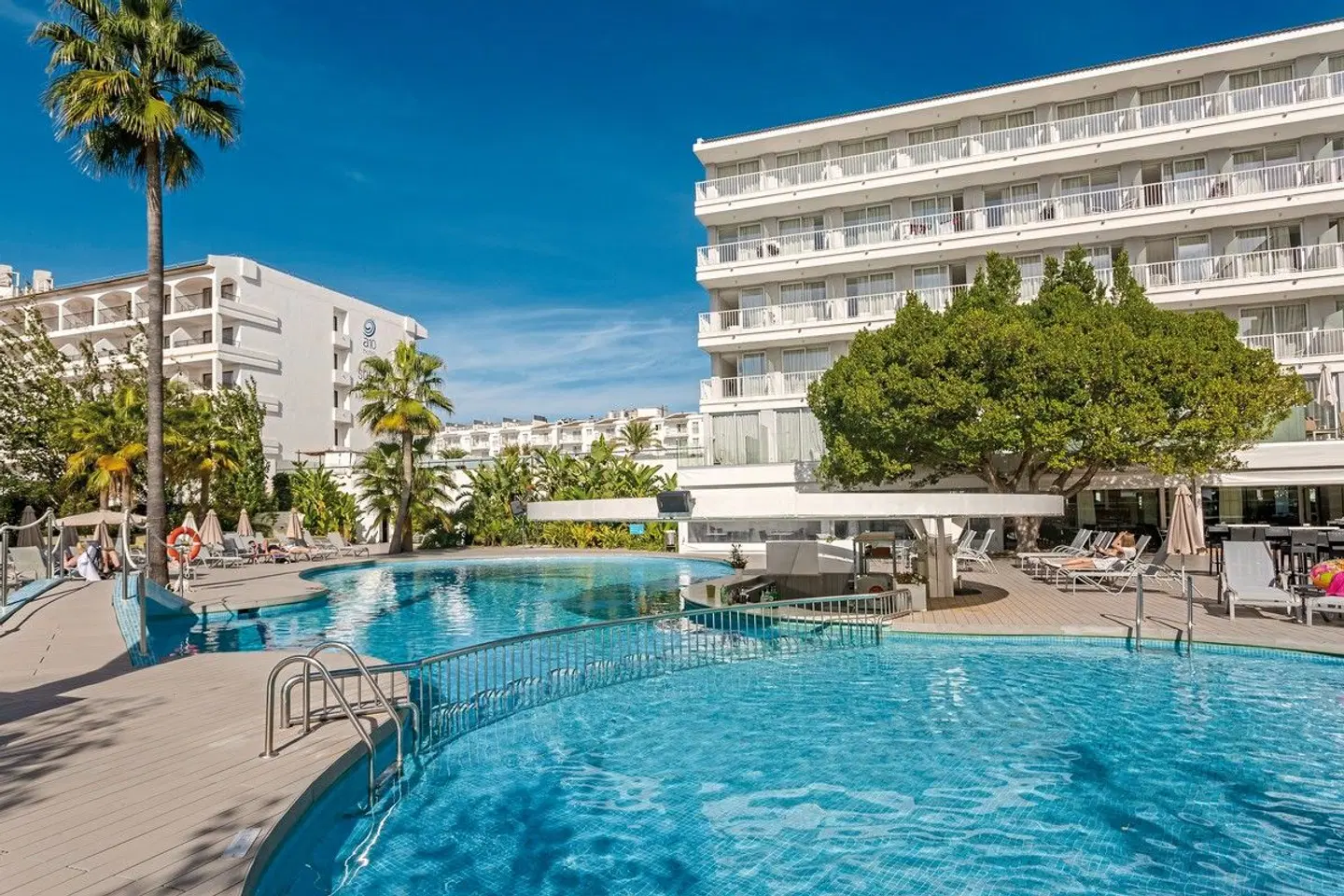 JS Sol de Alcudia OUTDOOR_POOL