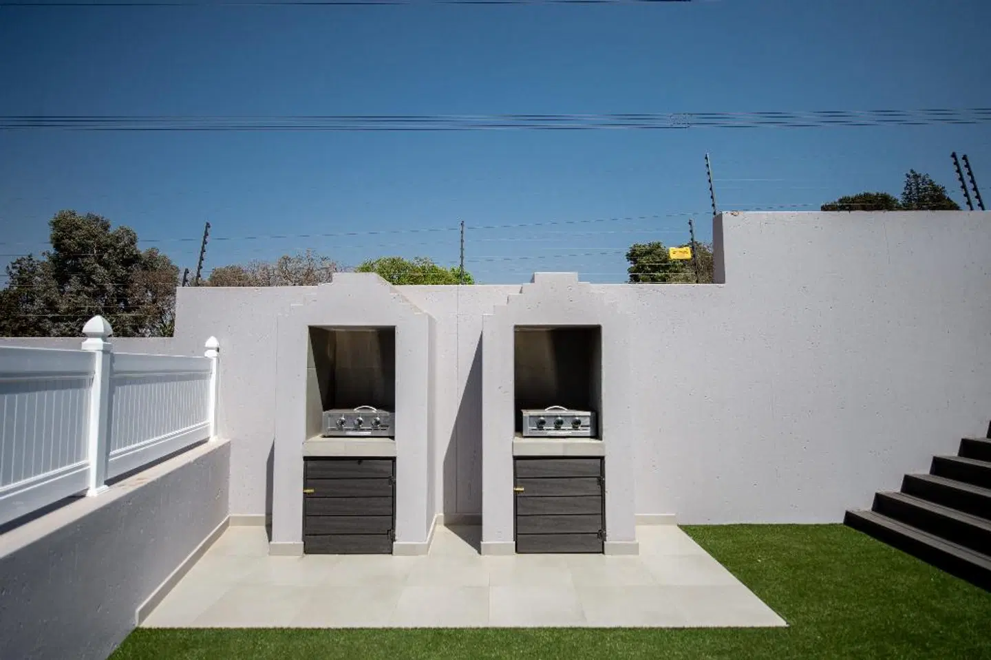 Enigma Hotel Apartments Terrasse