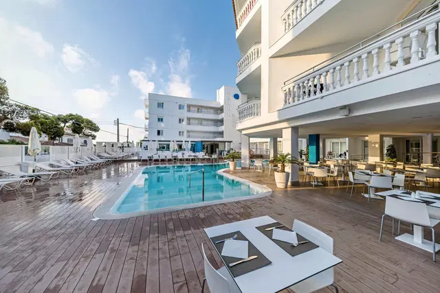 Welikehotel Triton Beach OUTDOOR_POOL