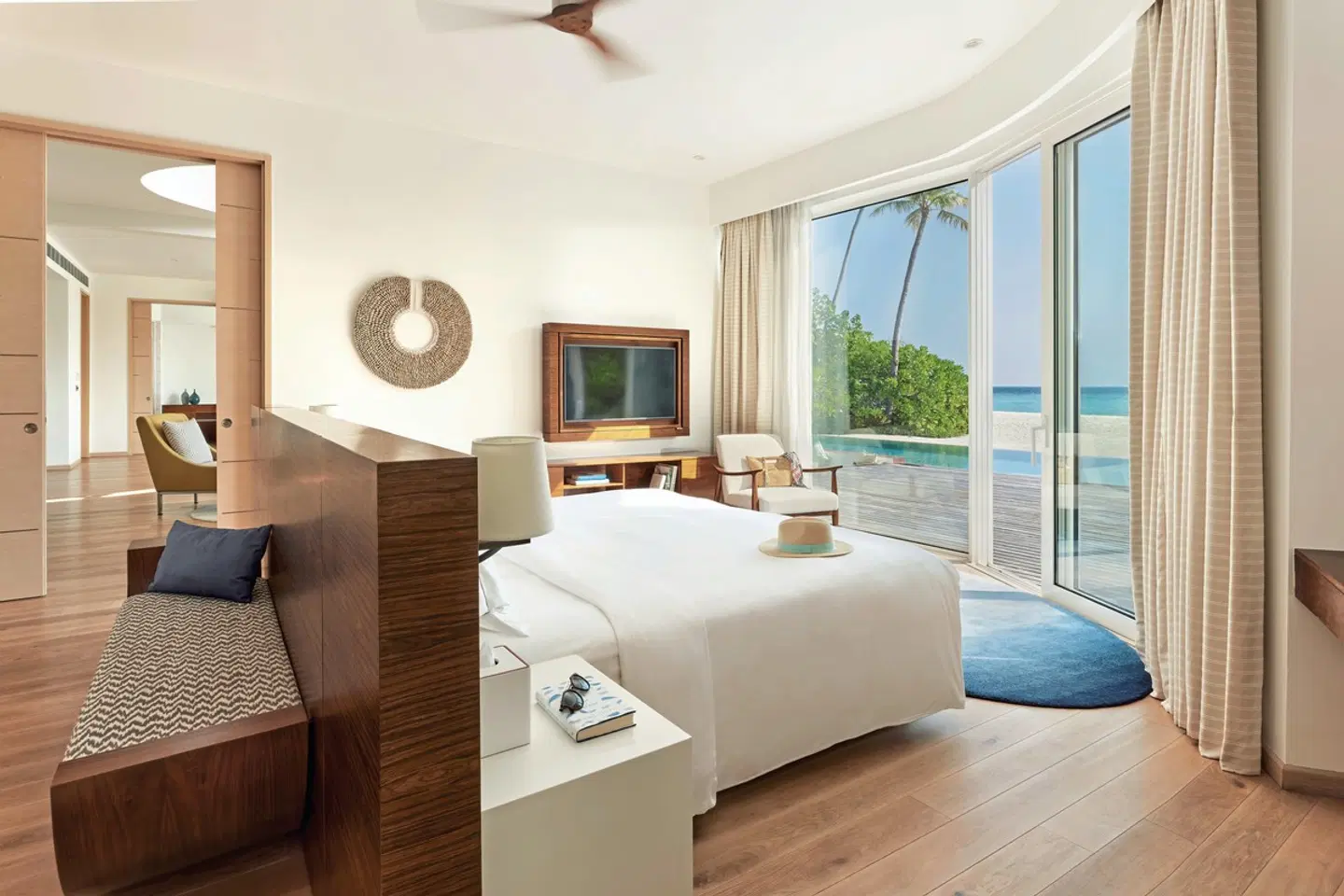 Jumeirah Olhahali Island Maldives ROOM_EXAMPLE