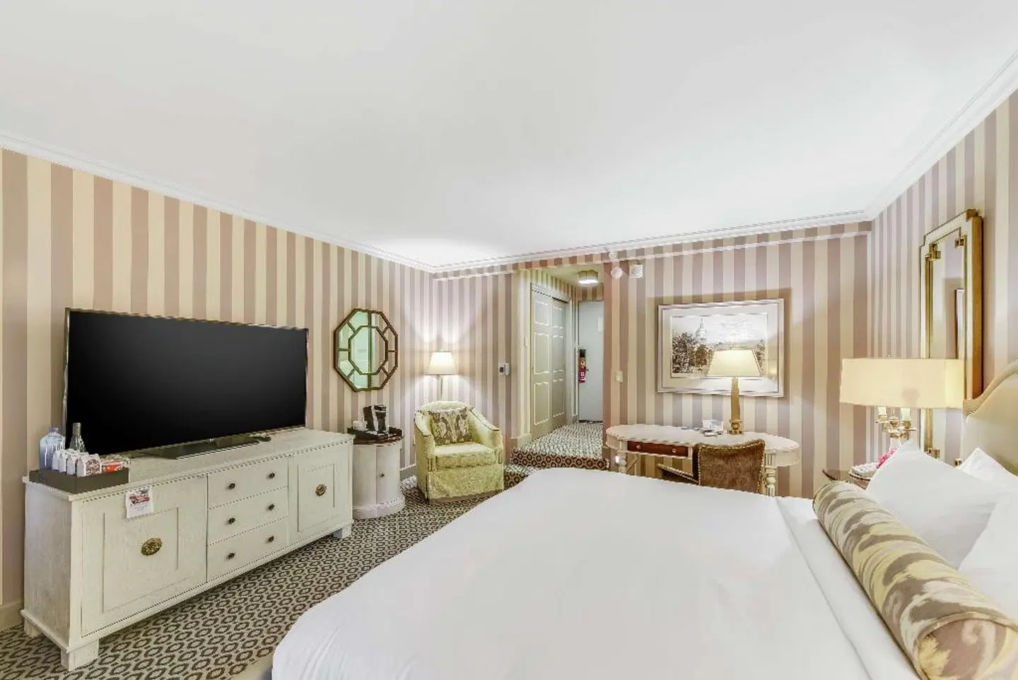 The Madison Washington DC, A Hilton Hotel ROOM_EXAMPLE