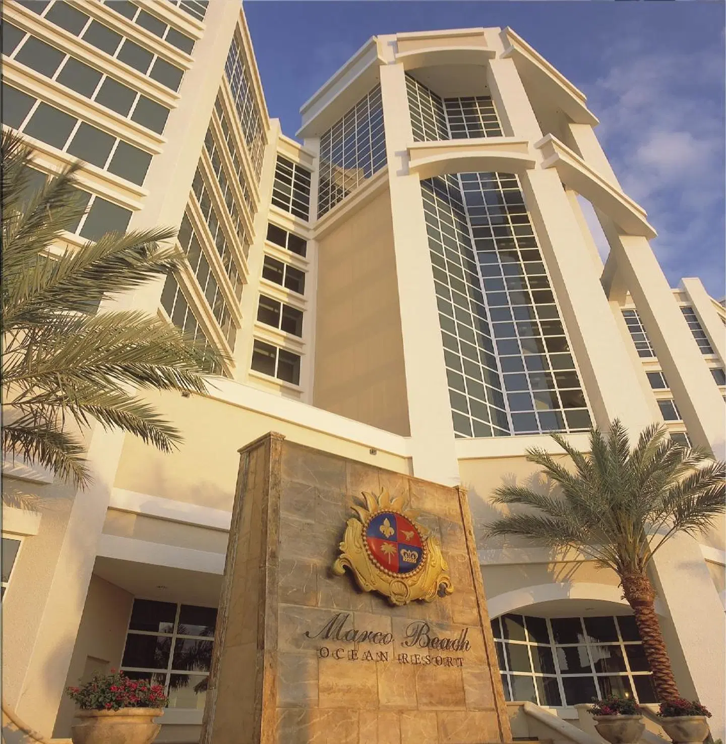 Marco Beach Ocean Resort EXTERIOR