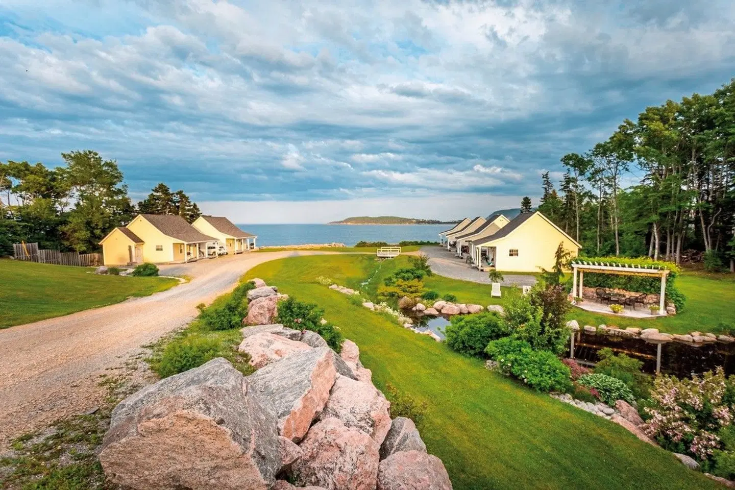 Lantern Hill & Hollow EXTERIOR