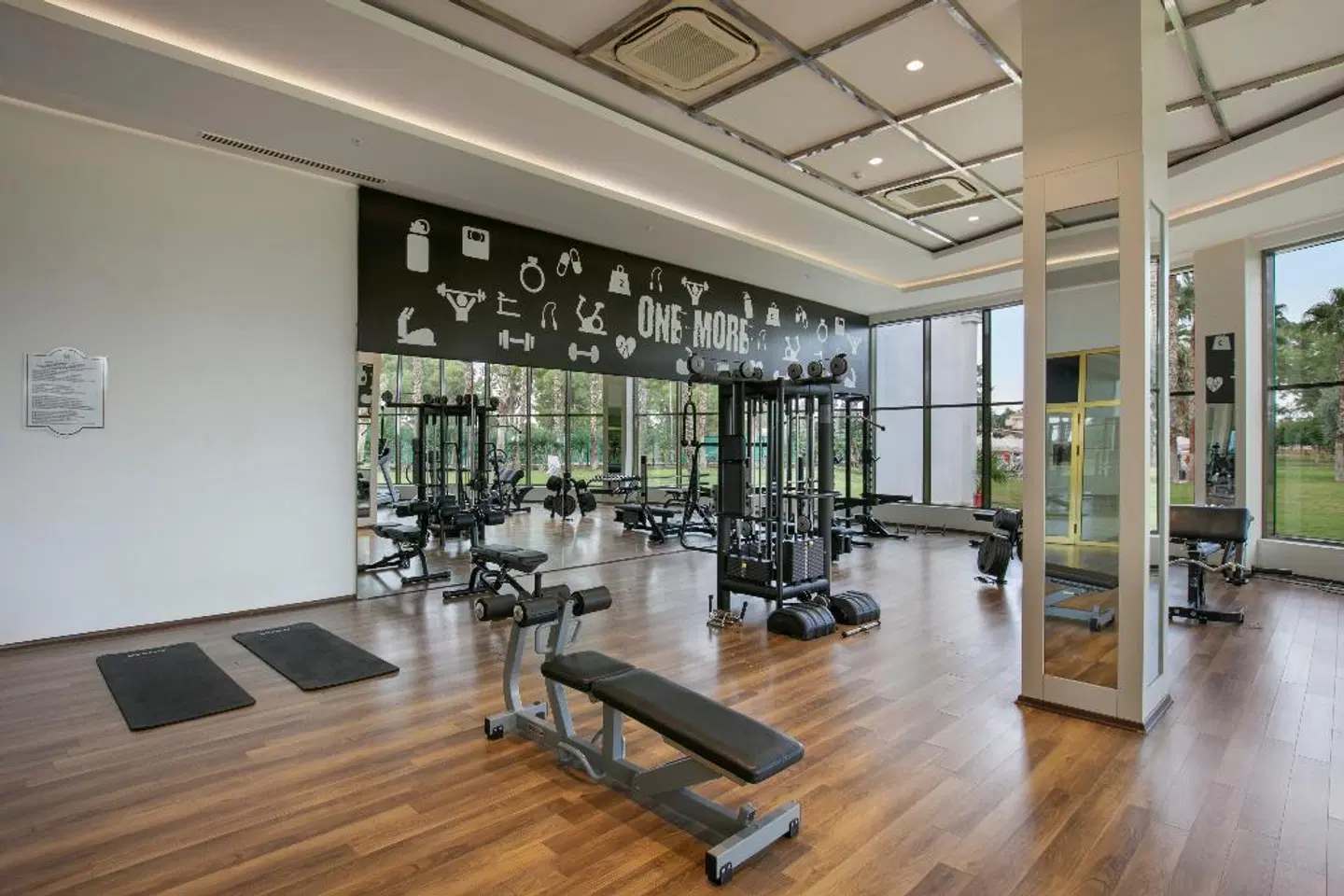 Juju Premier Palace SPORTS_AND_LEISURE