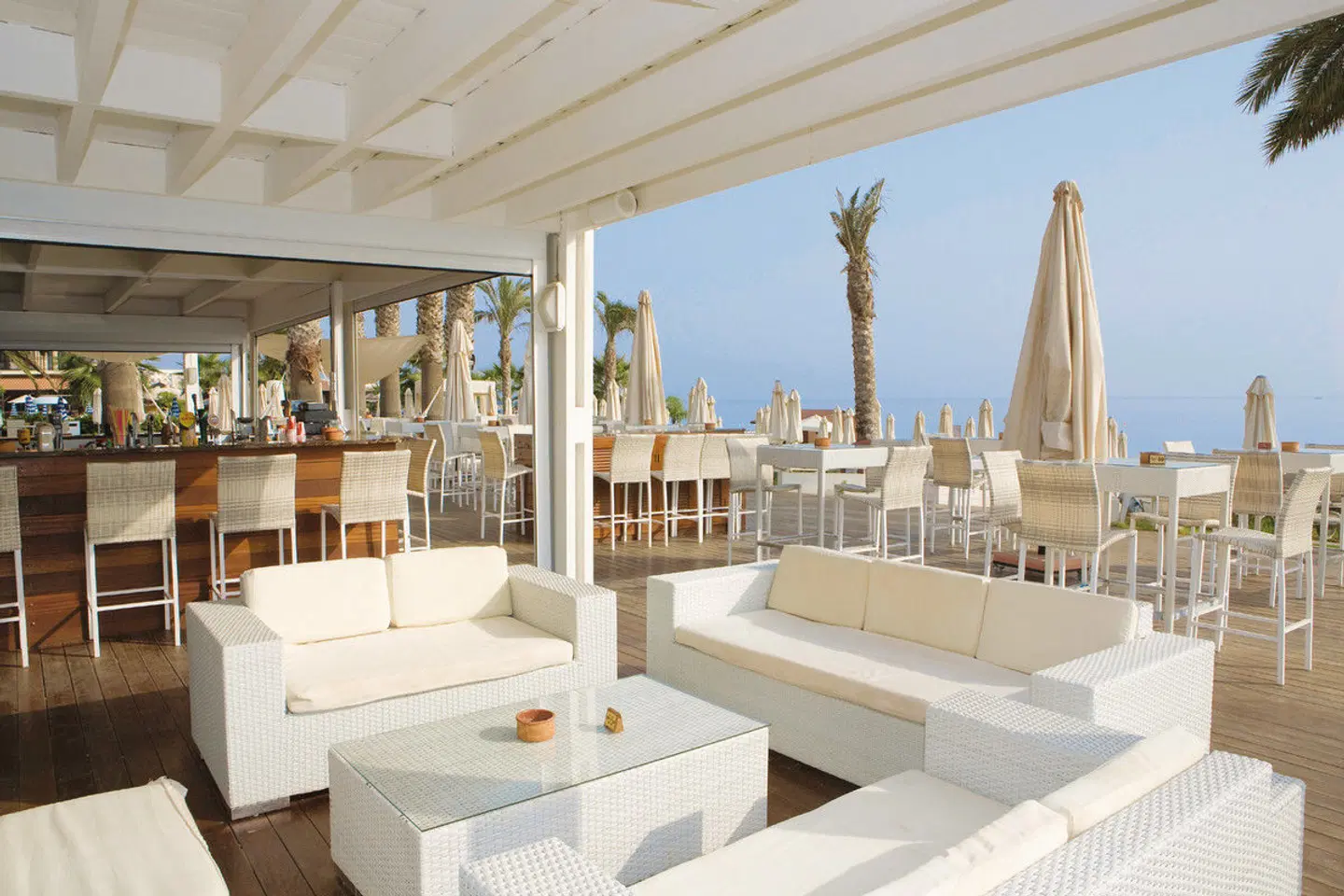 Vrissiana Beach Hotel Terrasse