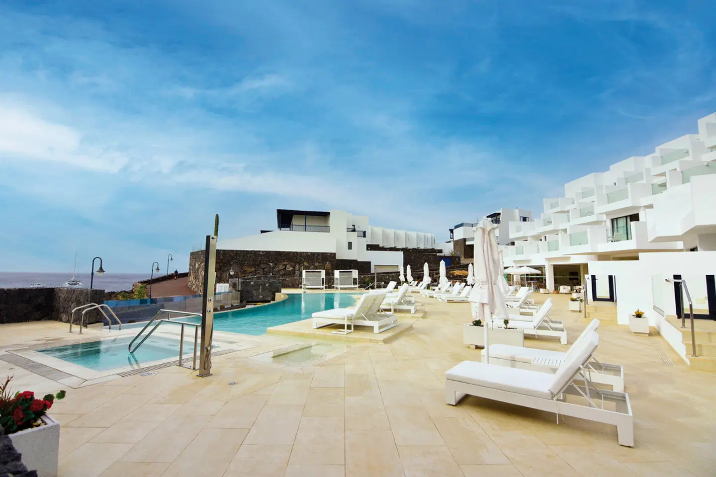 Royal Marina Suites Boutique Hotel Strand