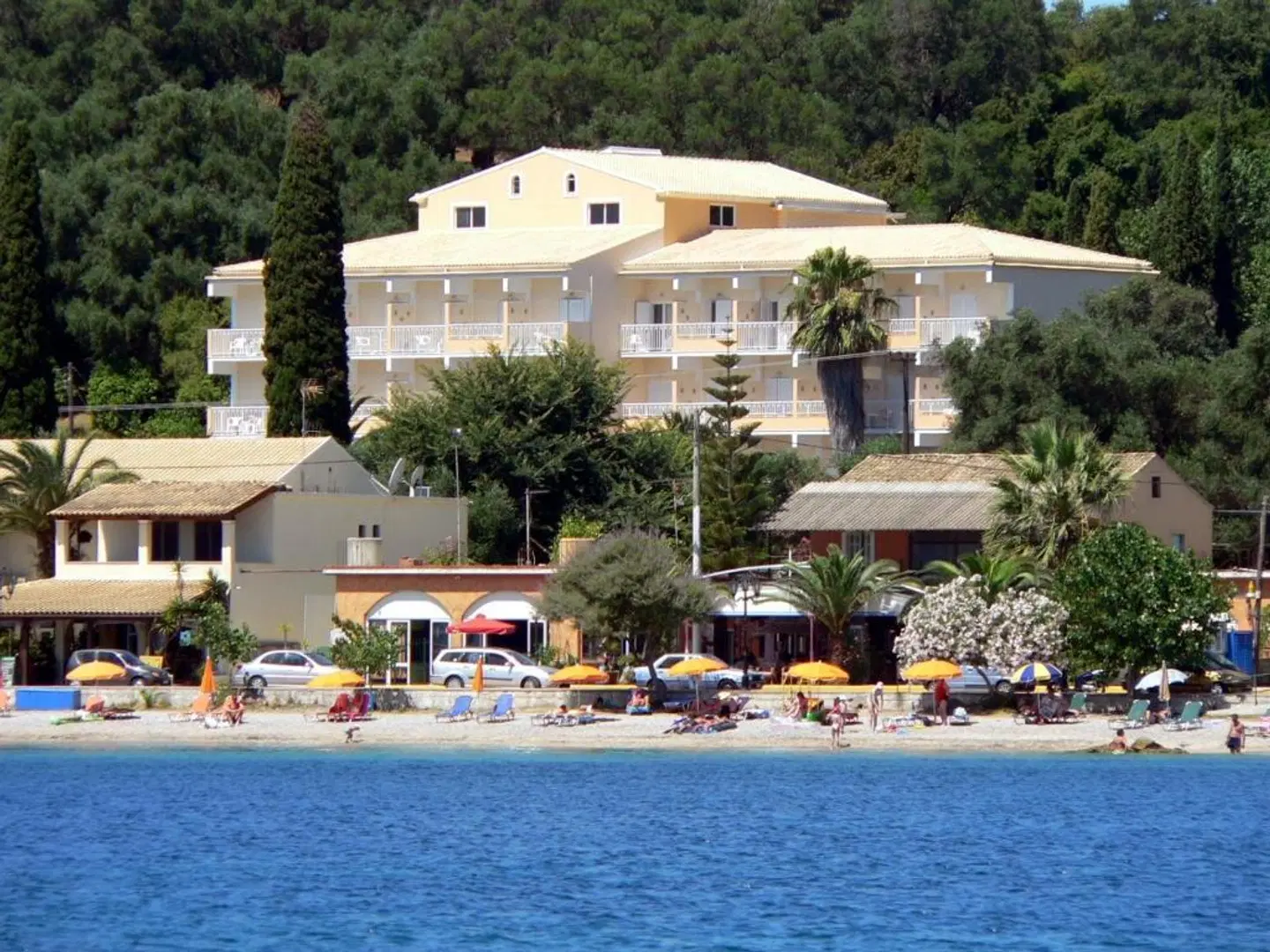 Ipsos Beach Hotel EXTERIOR