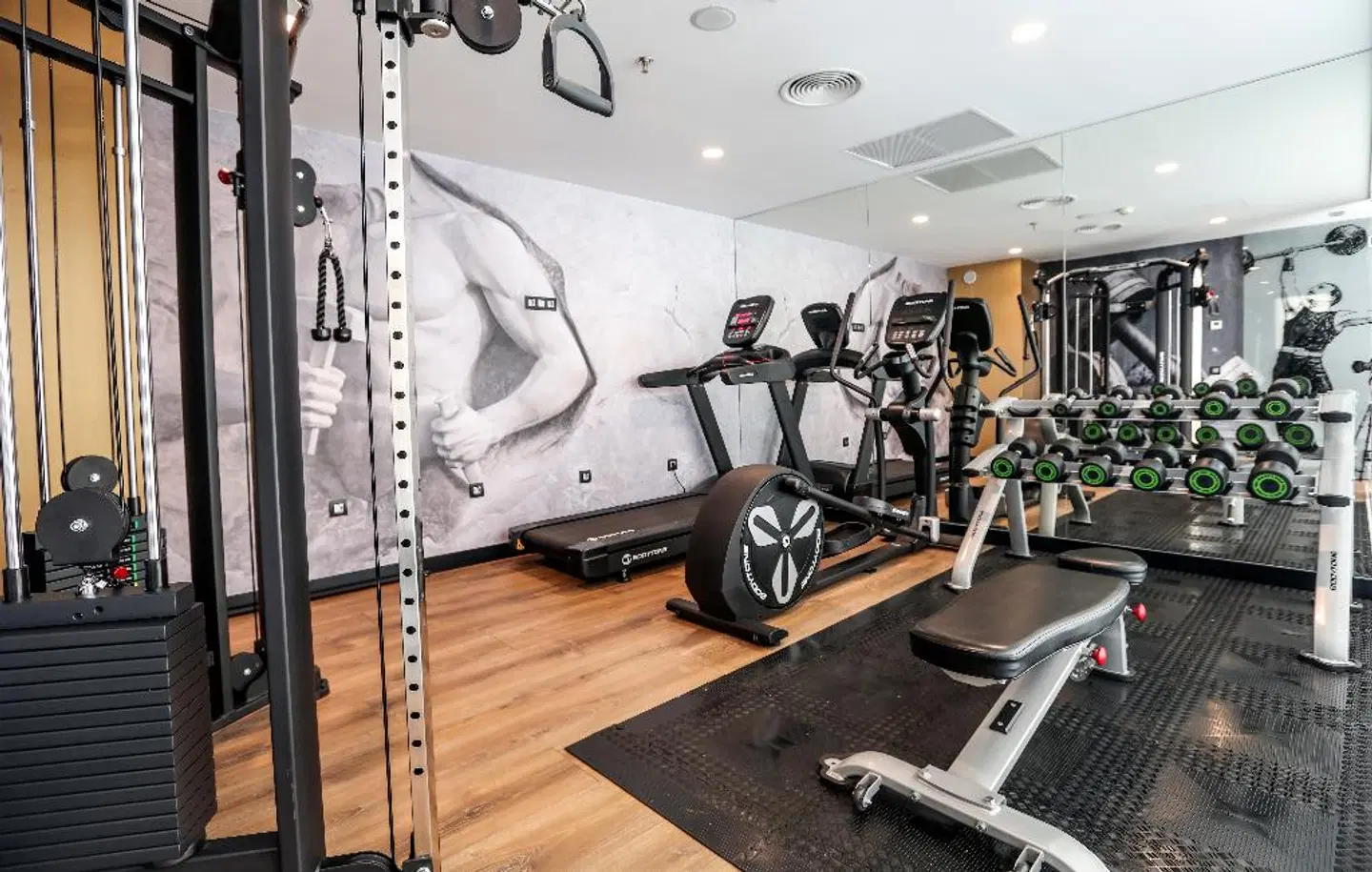 Design Plus Bex Hotel SPORTS_AND_LEISURE