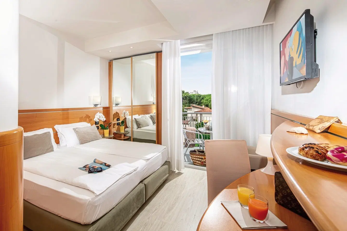 Park Hotel ROOM_EXAMPLE