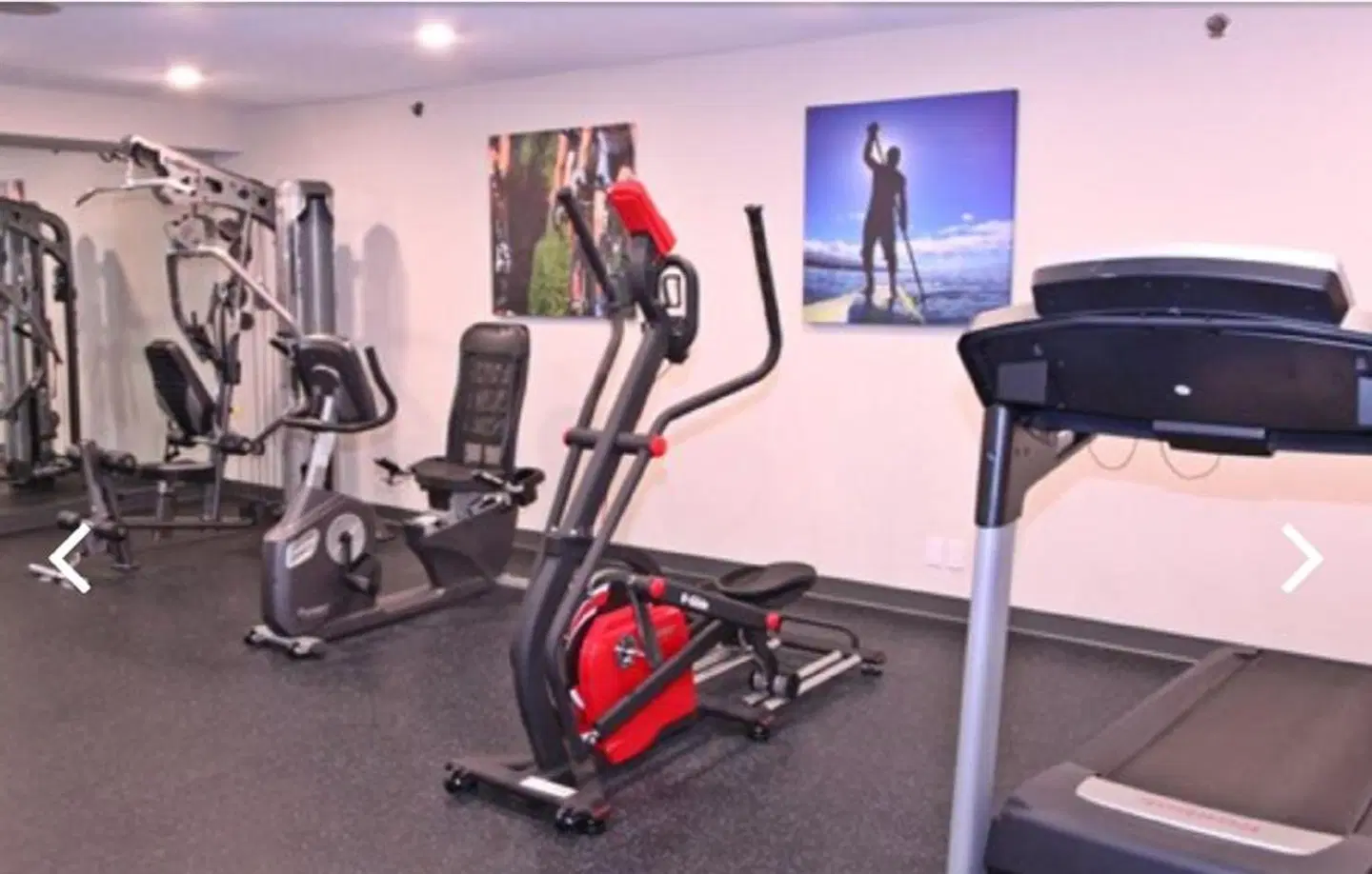 Accent Inns Burnaby SPORTS_AND_LEISURE