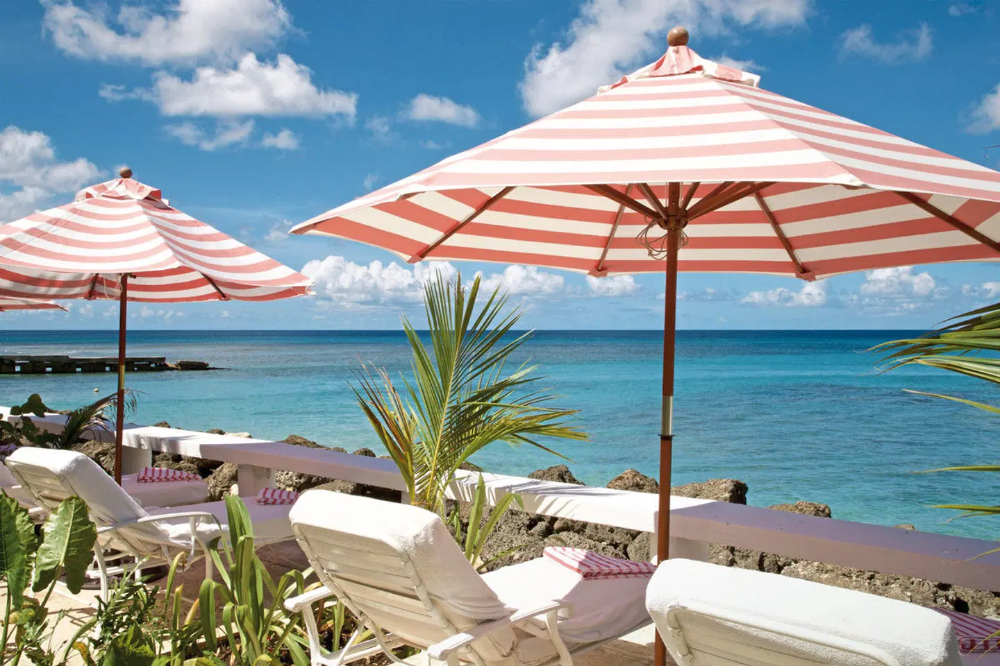 Cobblers Cove Strand